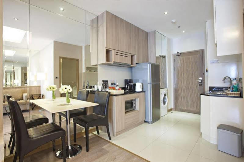 V Residence Serviced Apartment Bangkok Eksteriør billede
