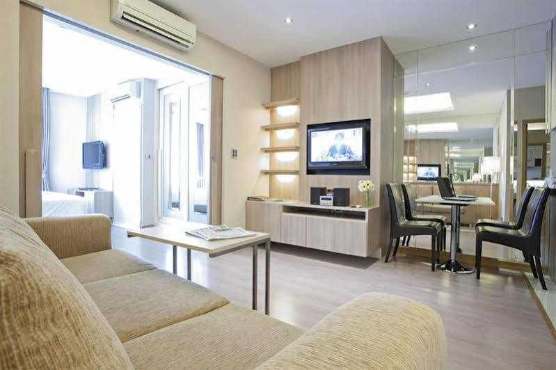V Residence Serviced Apartment Bangkok Eksteriør billede