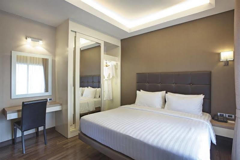 V Residence Serviced Apartment Bangkok Eksteriør billede
